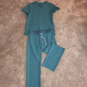 FIGS brand Women’s scrubs